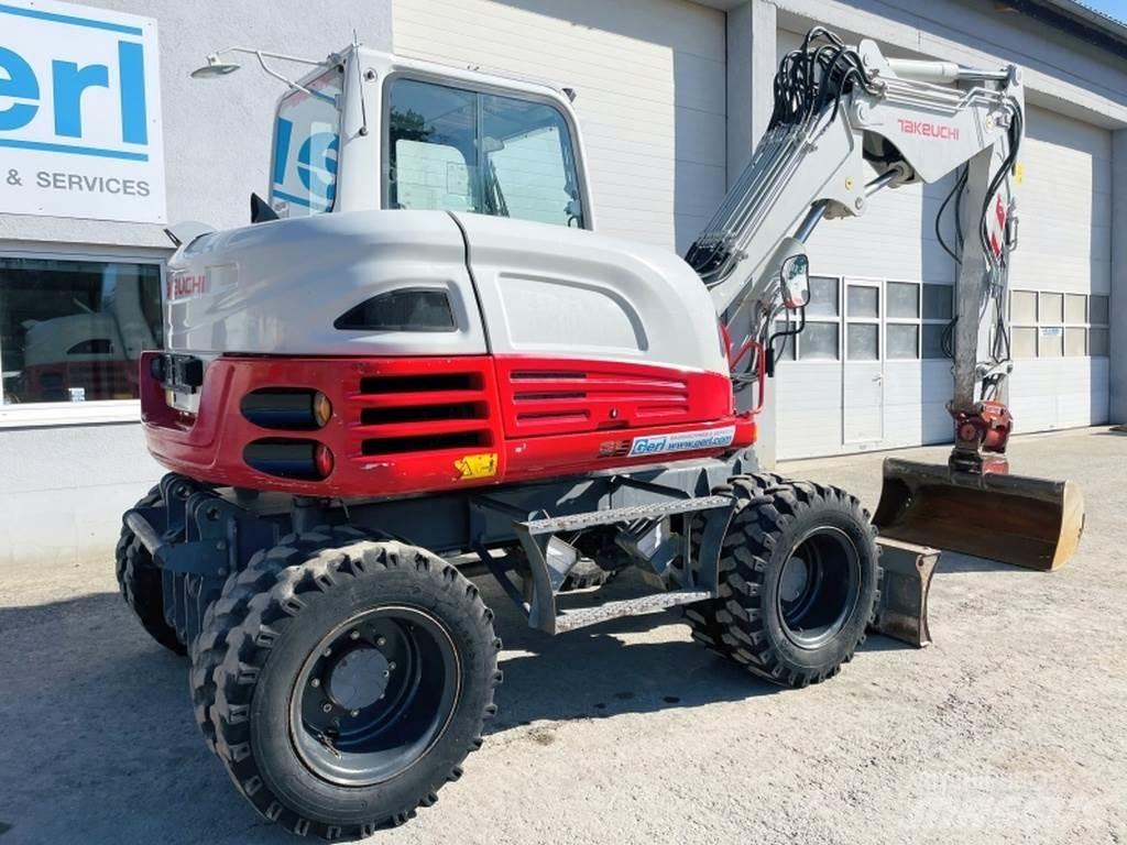 Takeuchi TB295W Gumikerekes kotrók