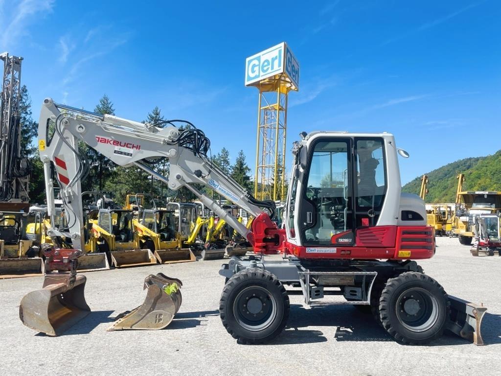 Takeuchi TB295W Gumikerekes kotrók