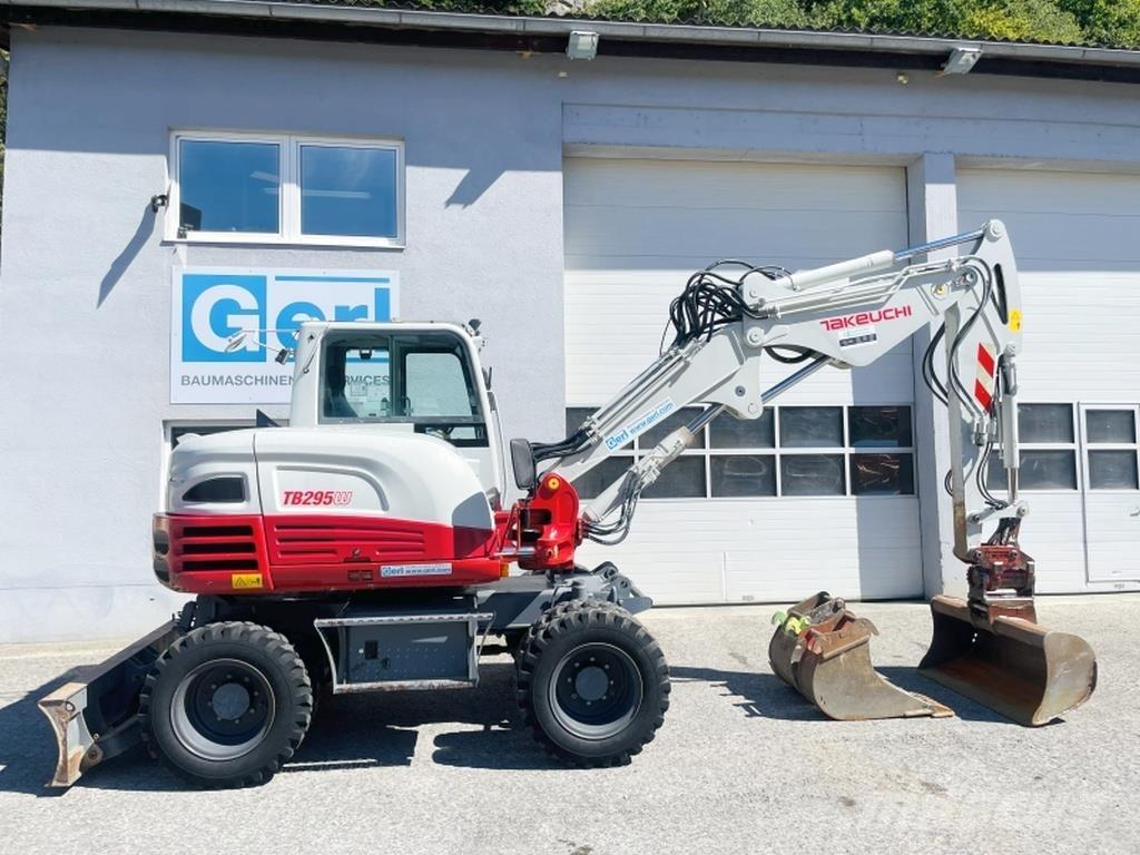 Takeuchi TB295W Gumikerekes kotrók