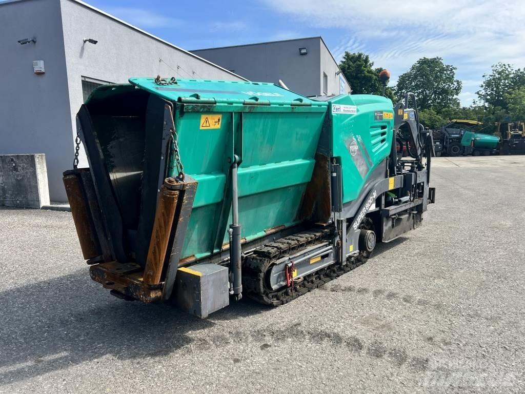 Vögele Super 800-3i Aszfalt terítõ gépek
