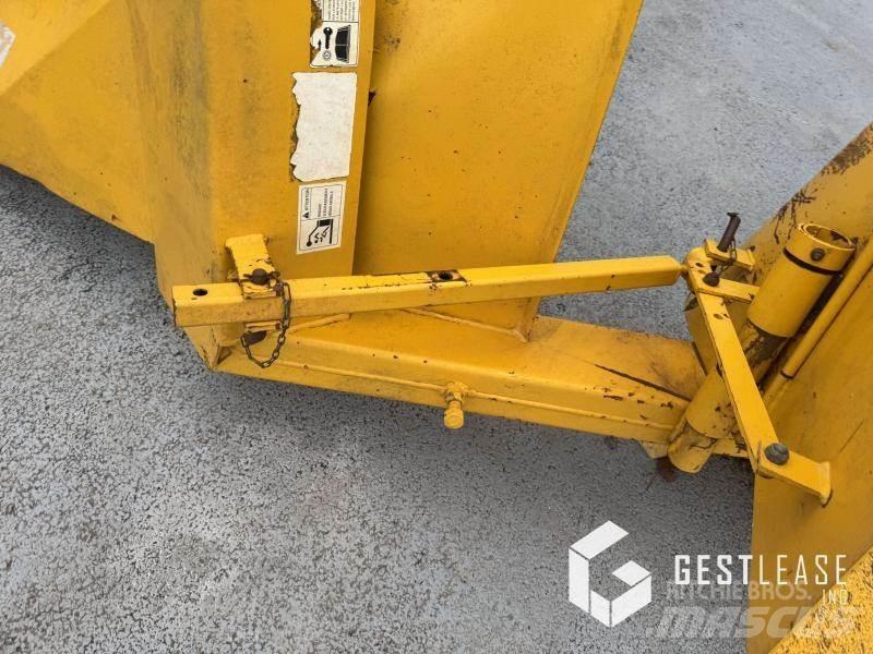 Agram D2401 Egyéb mezőgazdasági gépek