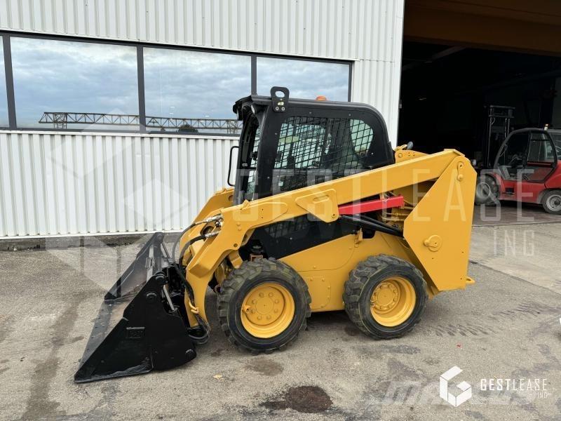 CAT 236D Mini homlokrakodók