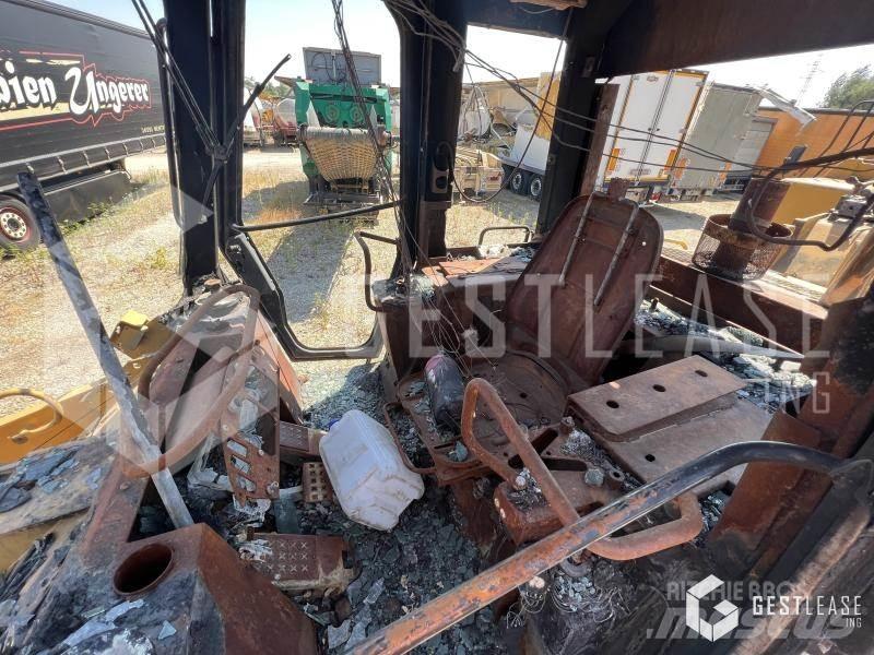 CAT 953C Lánctalpas homlokrakodók
