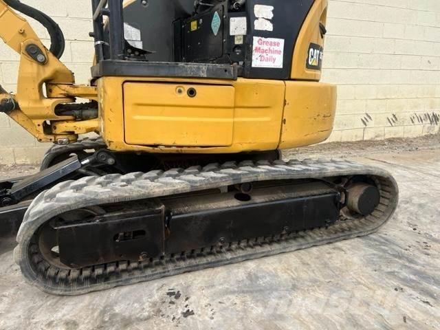 CAT 303E CR Mini kotrók < 7t