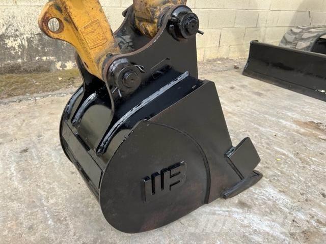 CAT 304E2 CR Mini kotrók < 7t