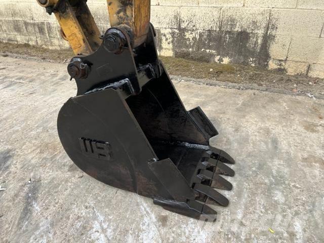 CAT 304E2 CR Mini kotrók < 7t