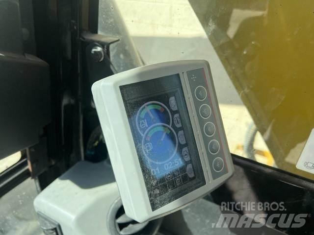 CAT 307E2 Mini kotrók < 7t