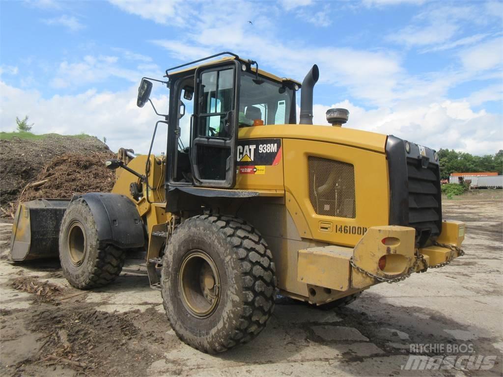 CAT 938M Gumikerekes homlokrakodók