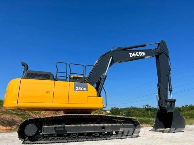 John Deere 250G Lánctalpas kotrók