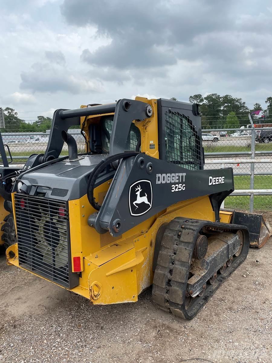 John Deere 325G Kompaktrakodók