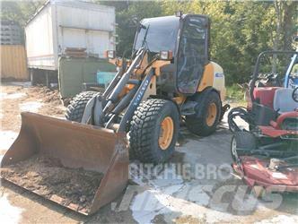 Volvo D20L Gumikerekes homlokrakodók