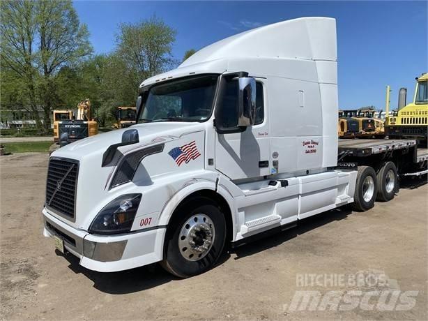 Volvo VNL64T670 Nyergesvontatók