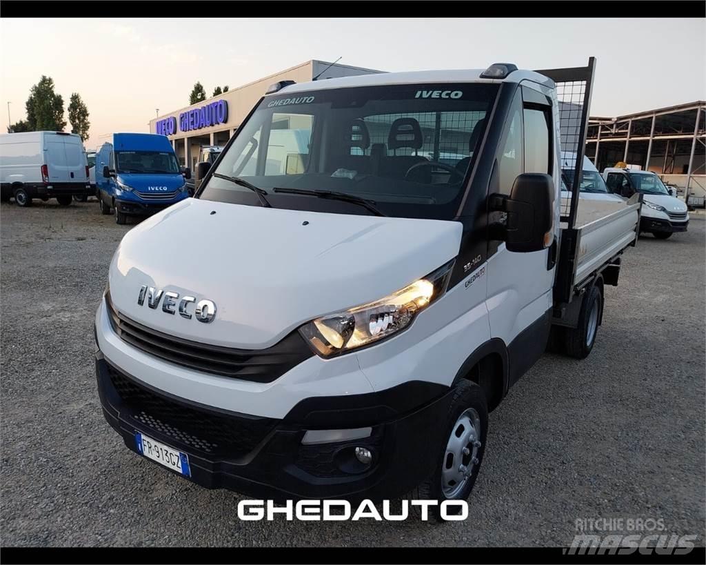 Iveco 35C14 Dobozos