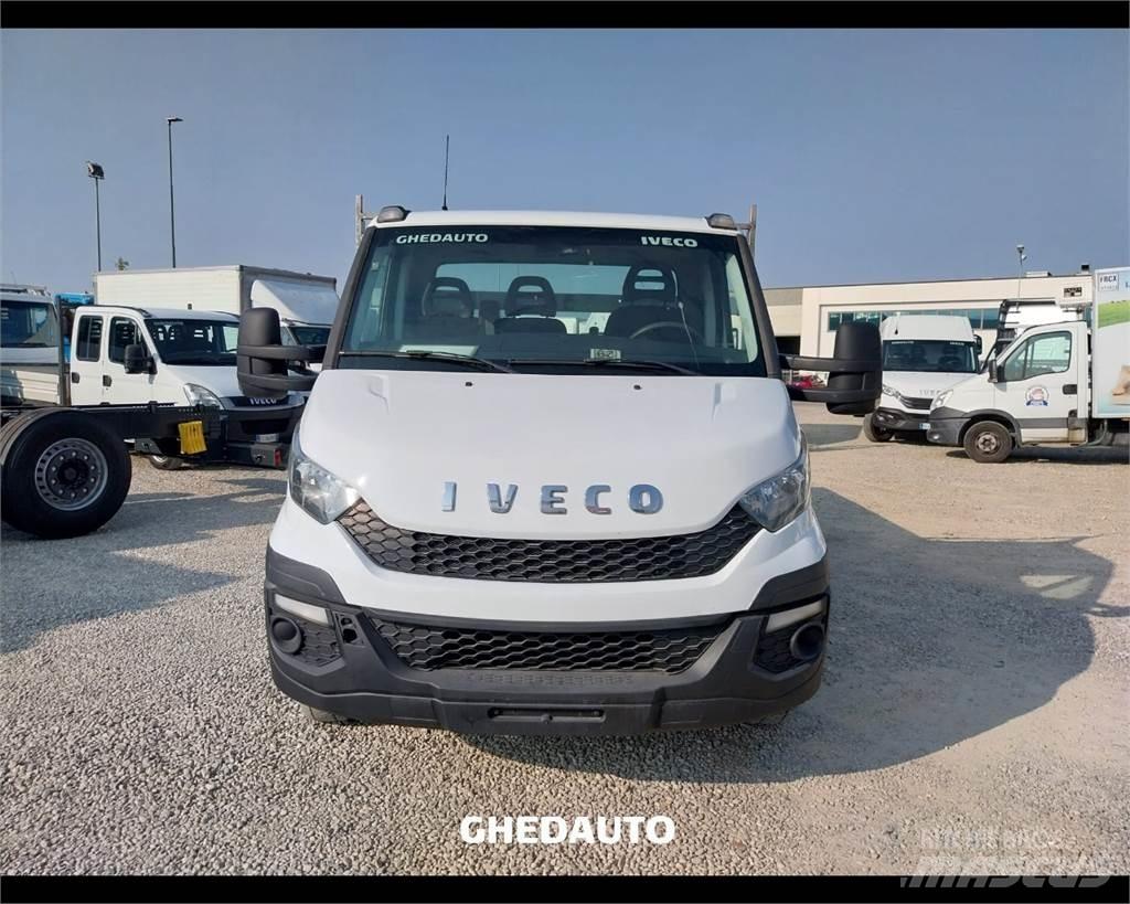Iveco 35C15 Dobozos