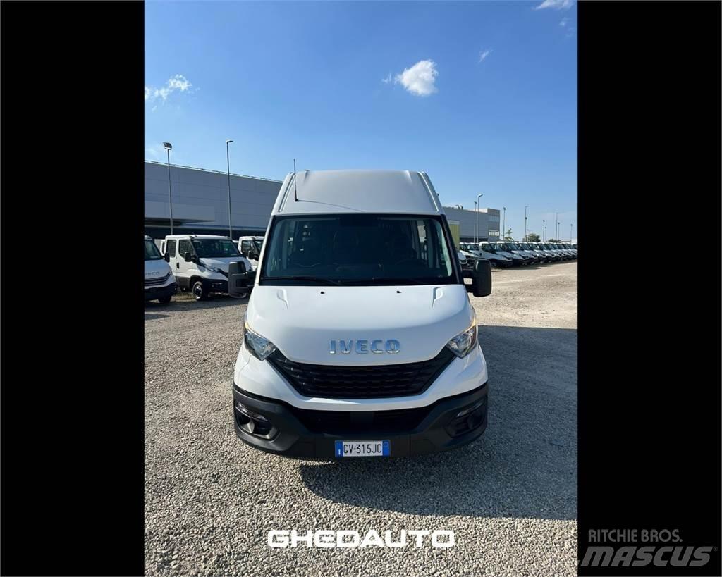 Iveco 35S16 Dobozos
