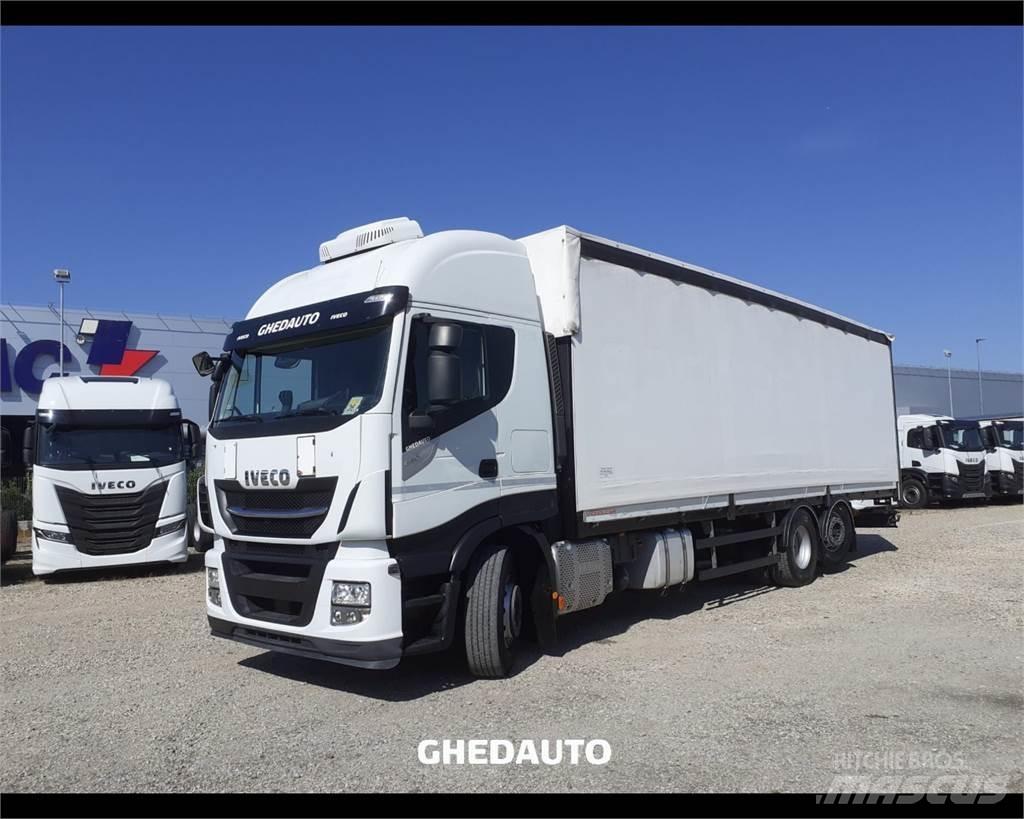 Iveco AS260S48Y Dobozos teherautók