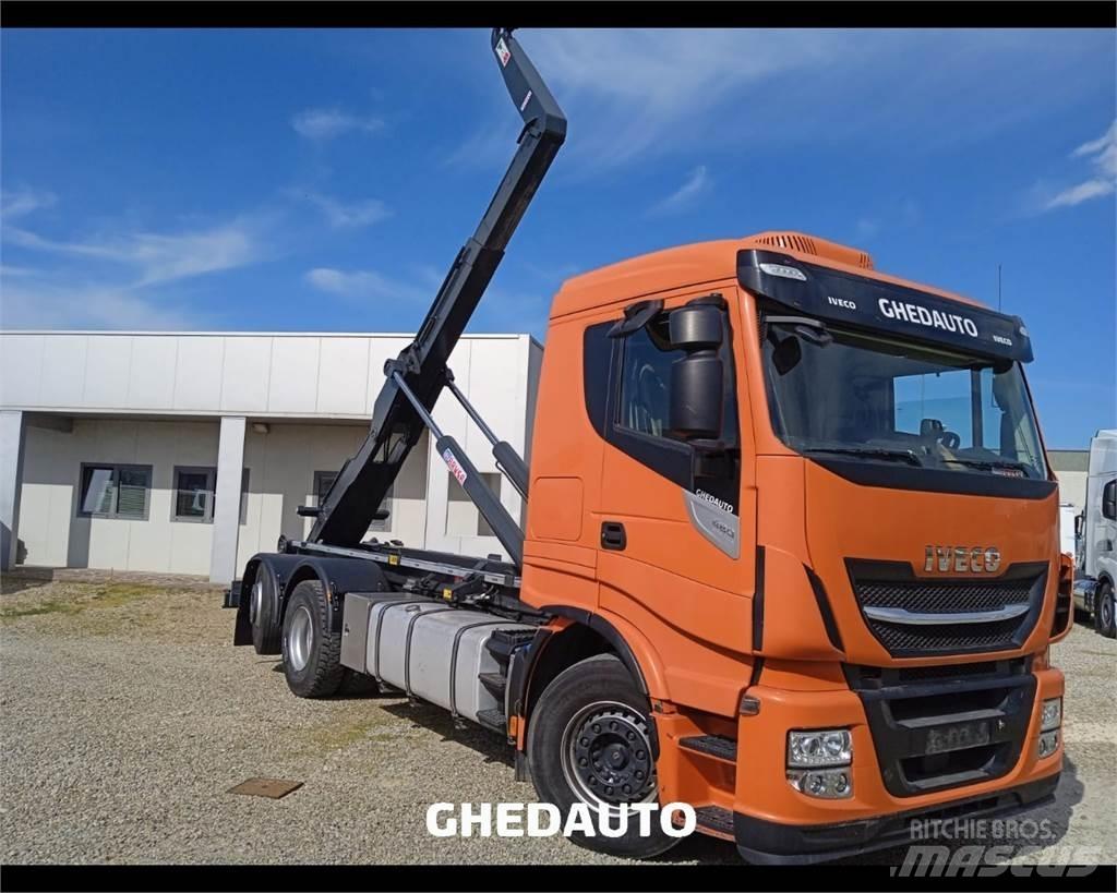 Iveco AS260S48Y/PS Dobozos teherautók
