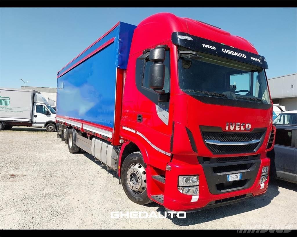 Iveco AS260SY Dobozos teherautók