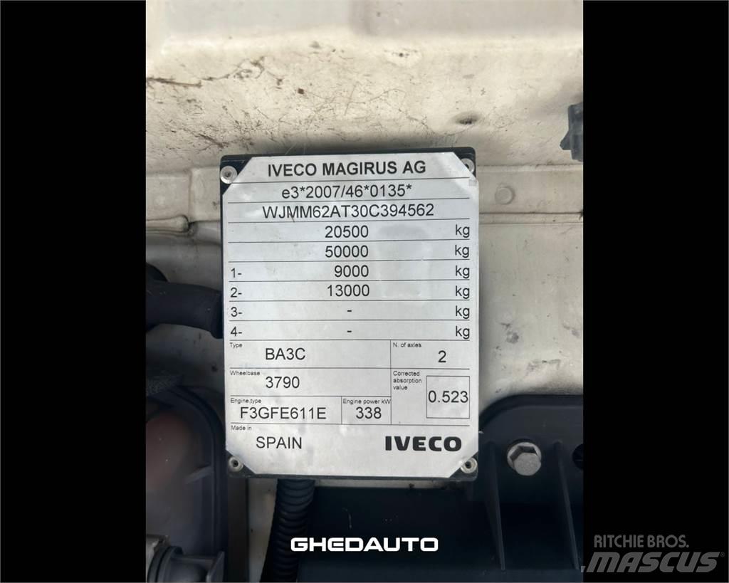 Iveco AS440S46 Dobozos teherautók