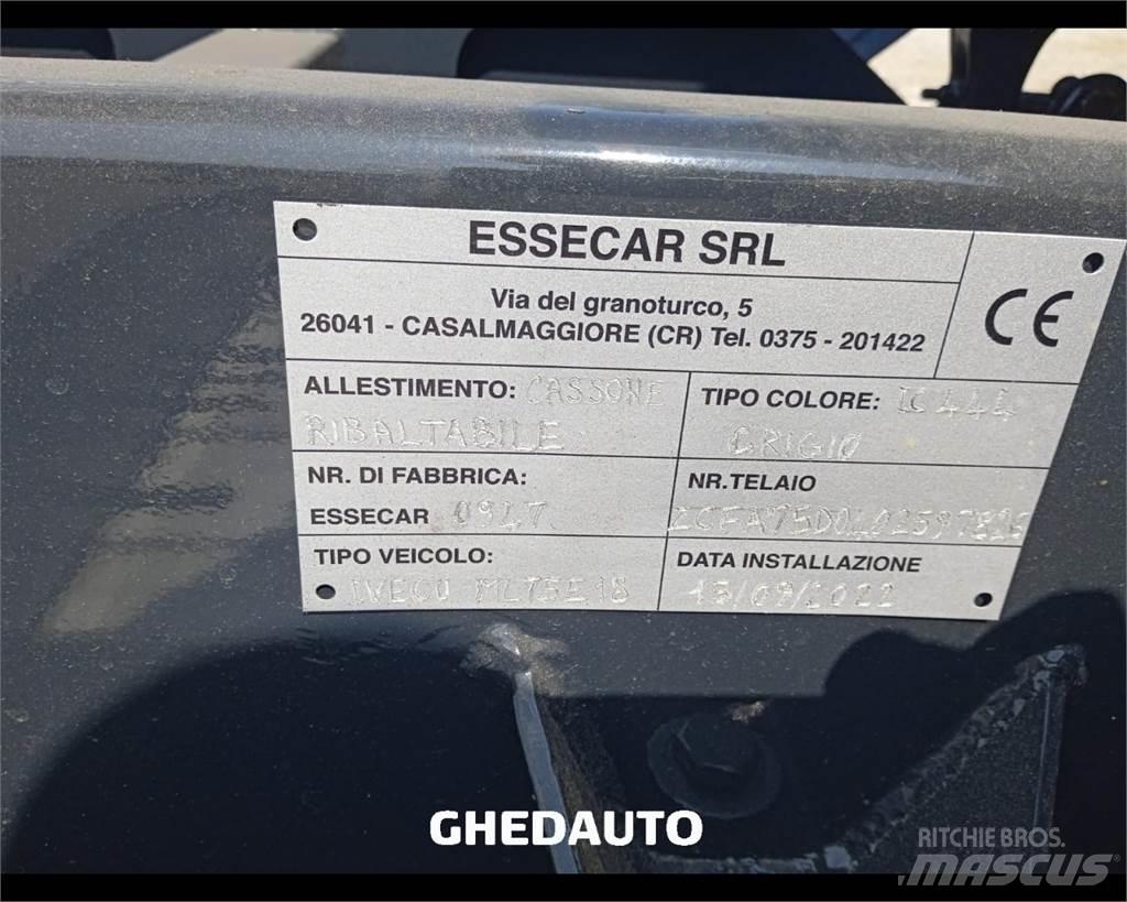 Iveco ML75E18 Dobozos teherautók