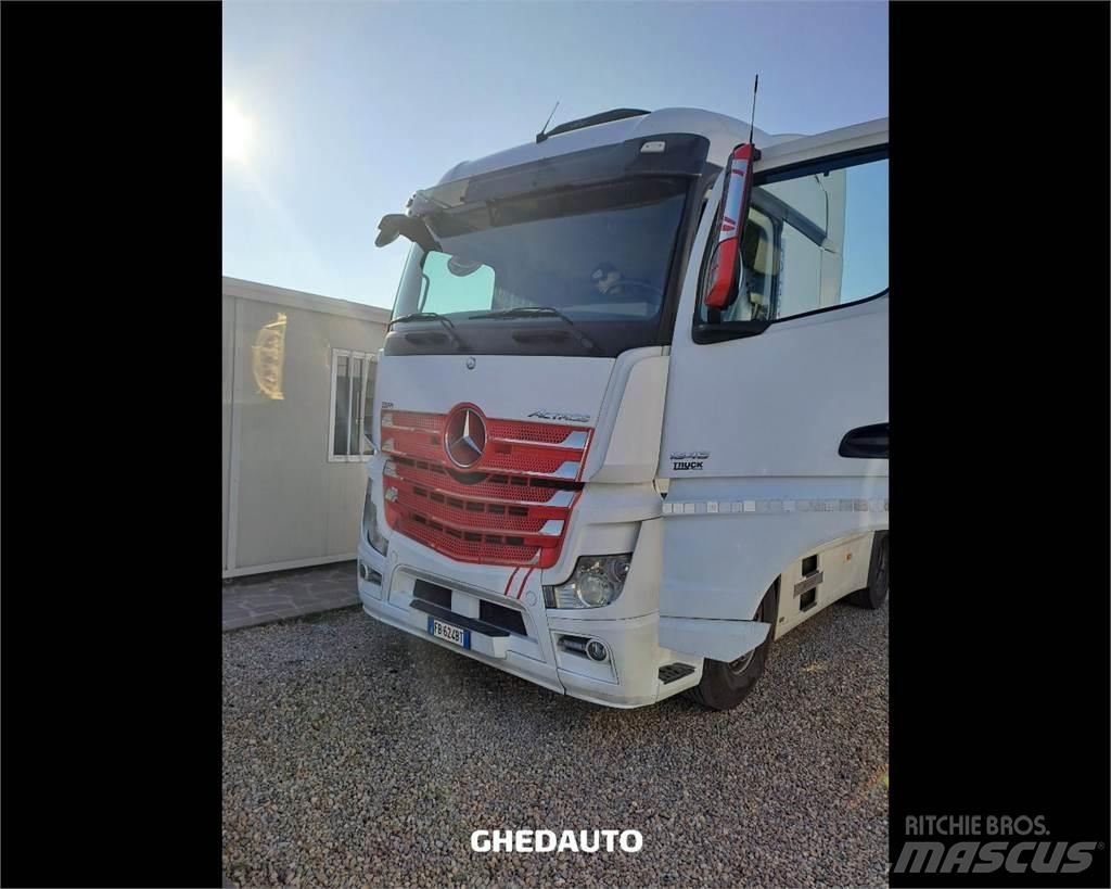 Mercedes-Benz ACTROS Dobozos teherautók