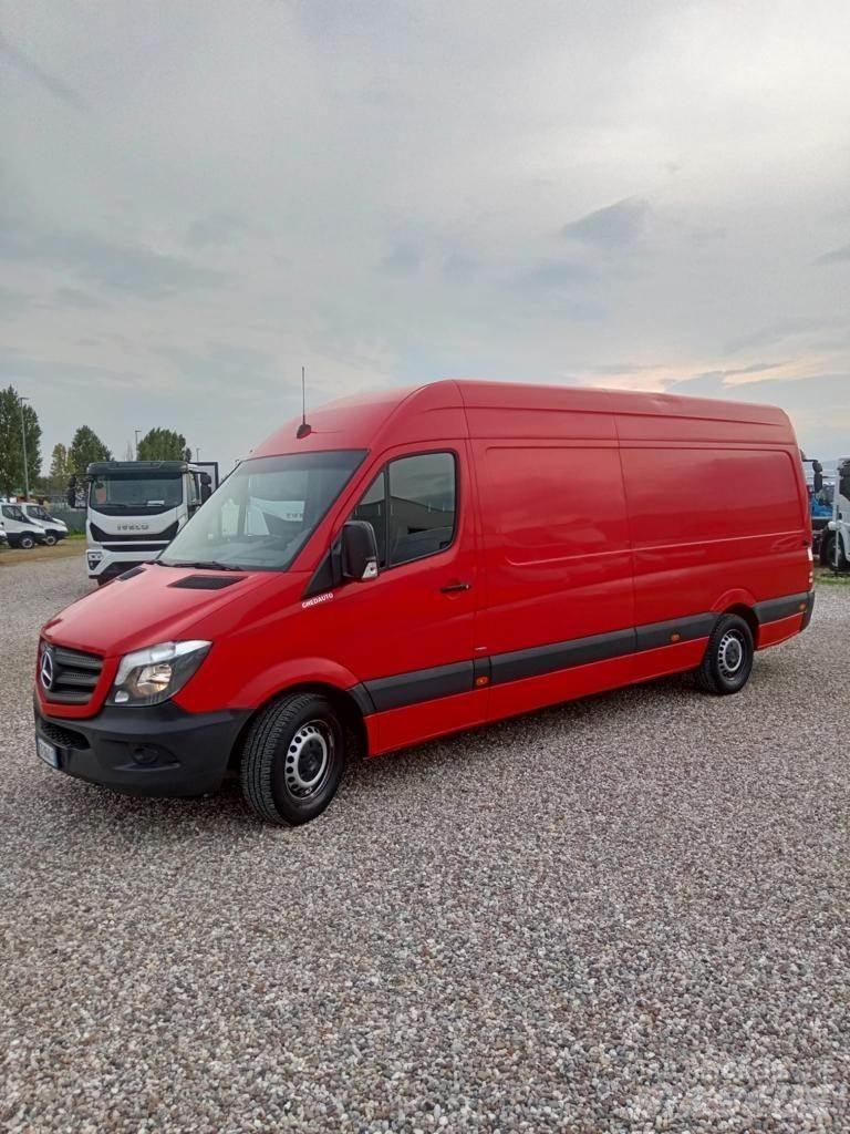 Mercedes-Benz SPINTER Dobozos