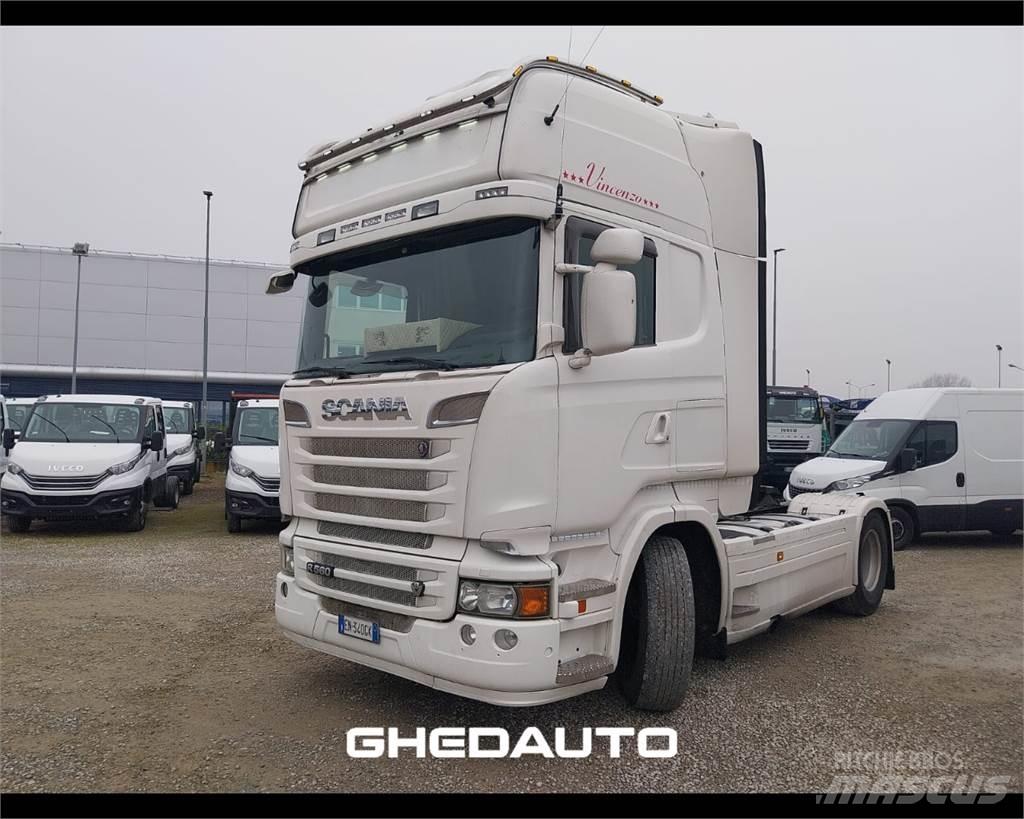 Scania R560 - TRATTORE Dobozos teherautók