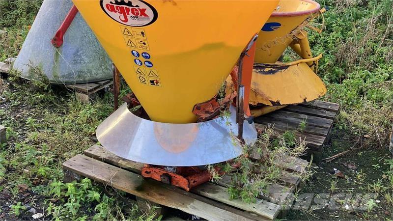 Agrex 300 Homok és Sószórók