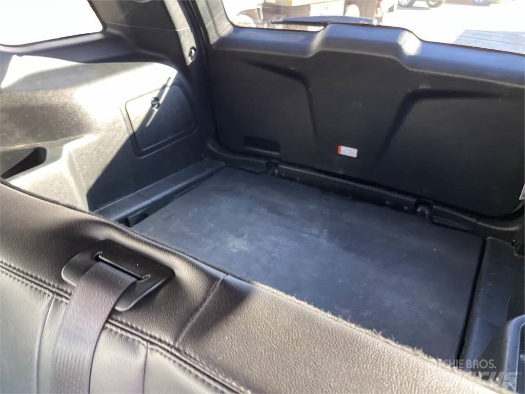 Ford Explorer Kistehergépjárművek