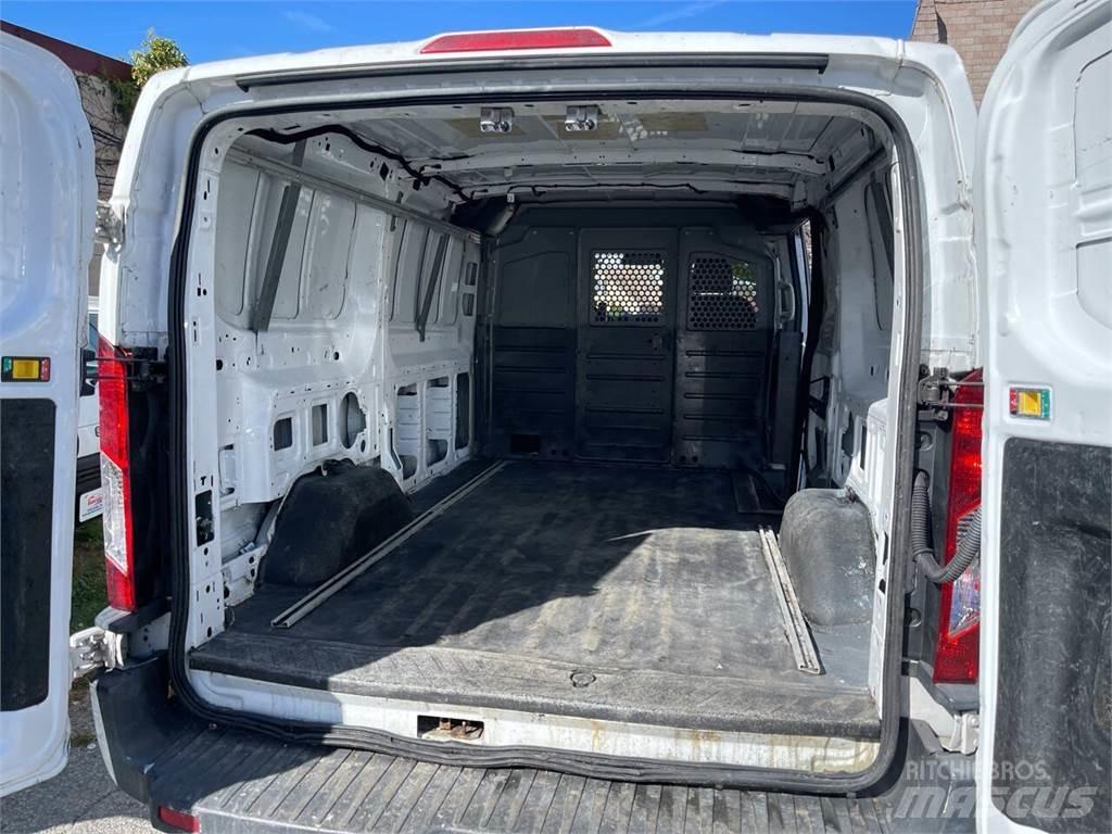 Ford Transit Transporterek