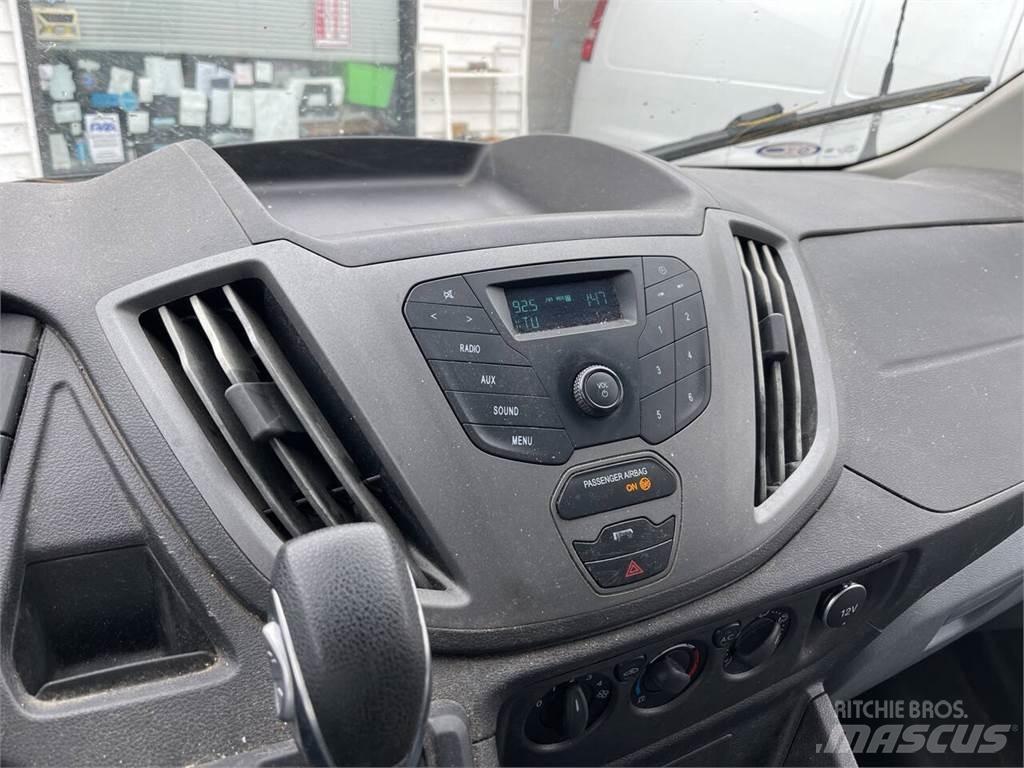 Ford Transit Transporterek