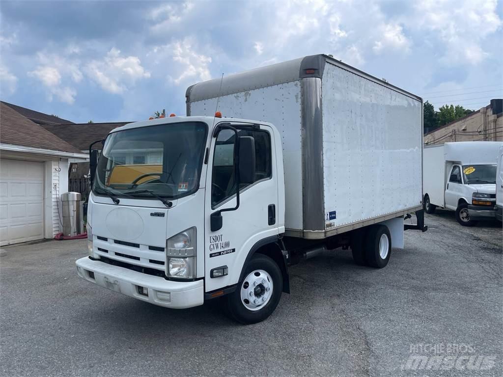 Isuzu NPR Dobozos teherautók