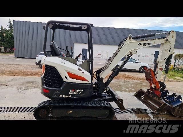 Bobcat E27 Mini kotrók < 7t