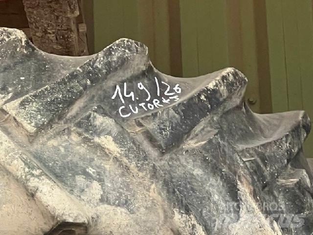  Cutor 14.9/26 Egyéb mezőgazdasági gépek
