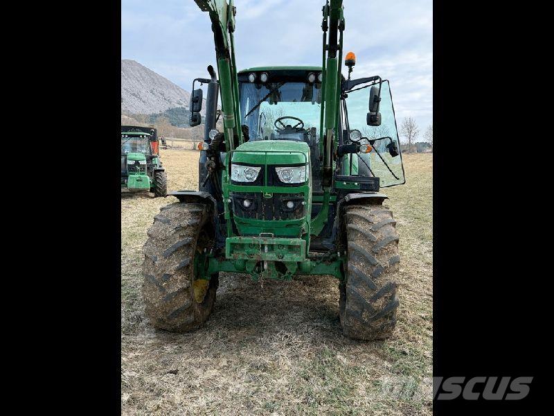 John Deere 6120M Traktorok