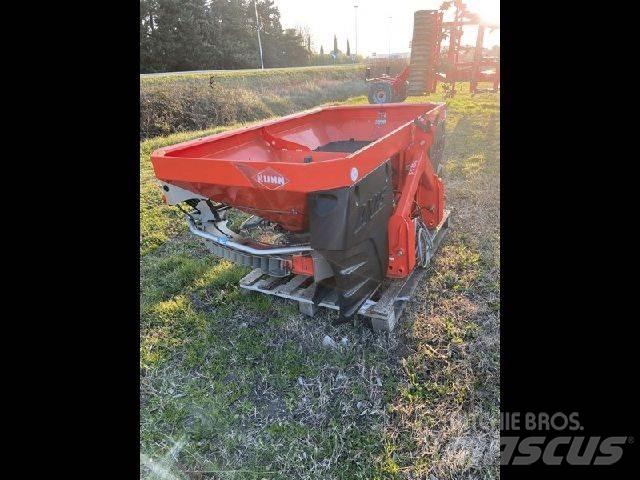 Kuhn AXIS 20.1W Műtrágyaszórók