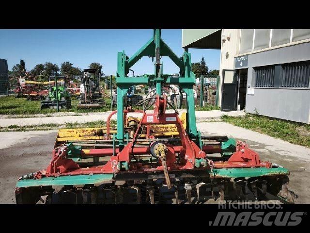 Kverneland NGM101 Borona