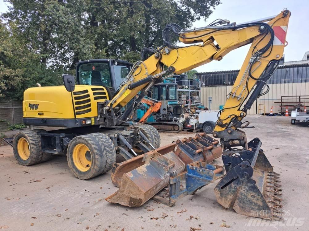 Yanmar B95W Gumikerekes kotrók