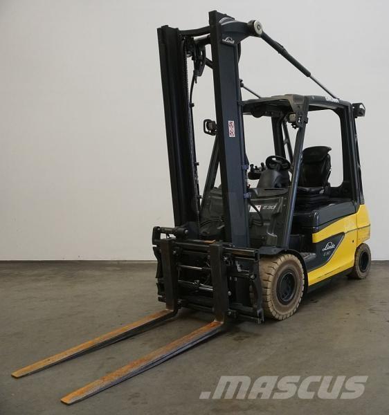 Linde E 30 387 Elektromos targoncák