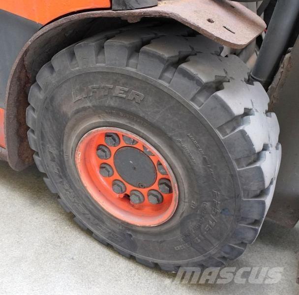 Linde E 30 387 Elektromos targoncák