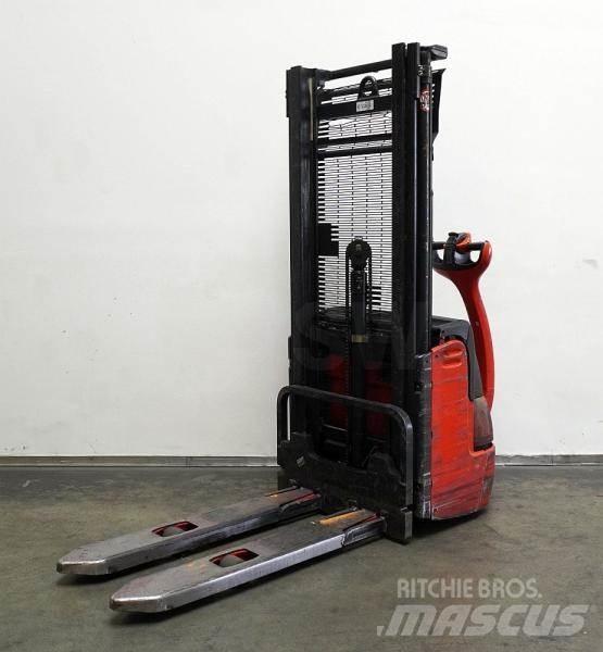 Linde L 10 379 Elektromos gyalogkíséretű targoncák