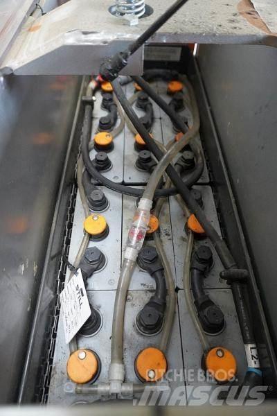 Still FV-X-16 Elektromos gyalogkíséretű targoncák