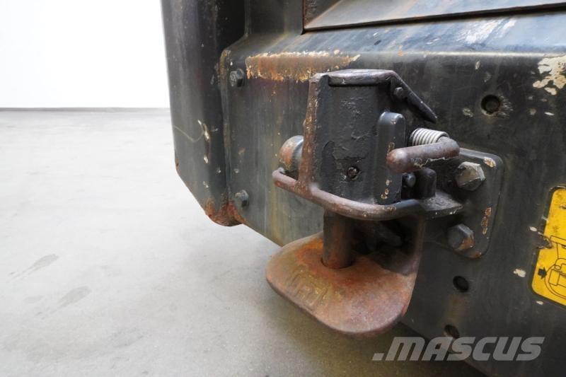 Still R07-25 Vontatótargonca