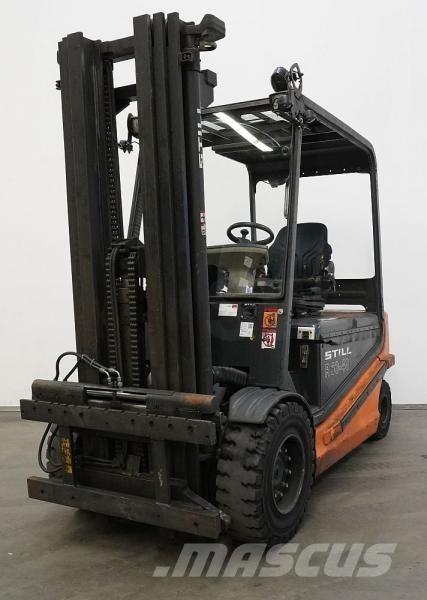 Still R60-40 Elektromos targoncák