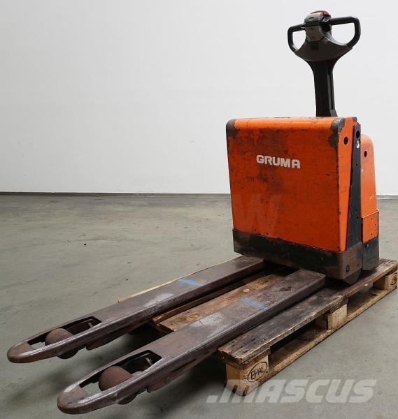 Toyota 7PM18 Alacsony emelőkocsi