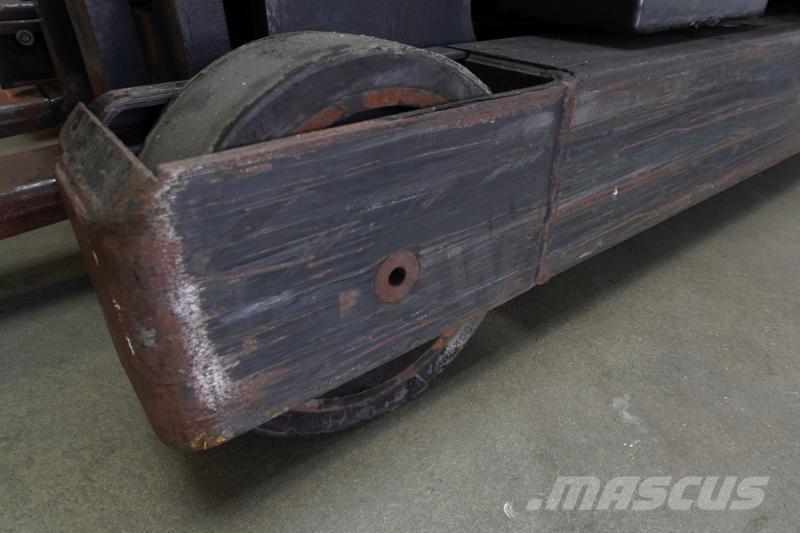 Toyota RRE1/15 Tolóoszlopos targonca