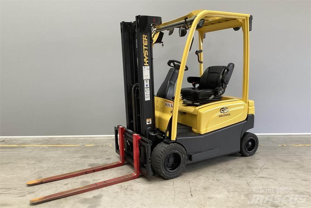 Hyster J1.8XN Elektromos targoncák
