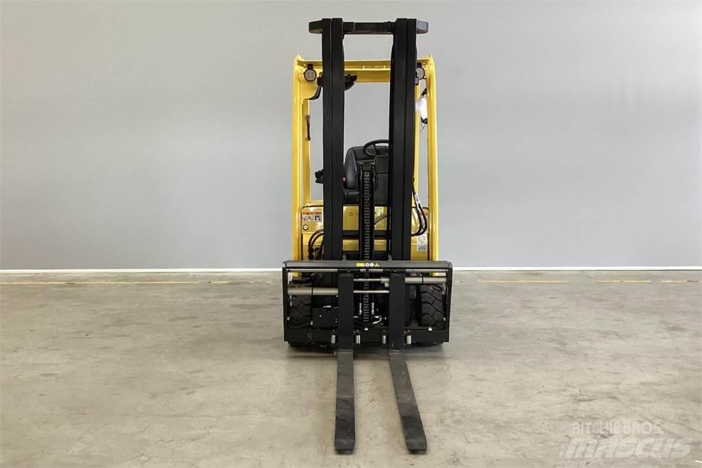 Hyster J1.8XNT Elektromos targoncák