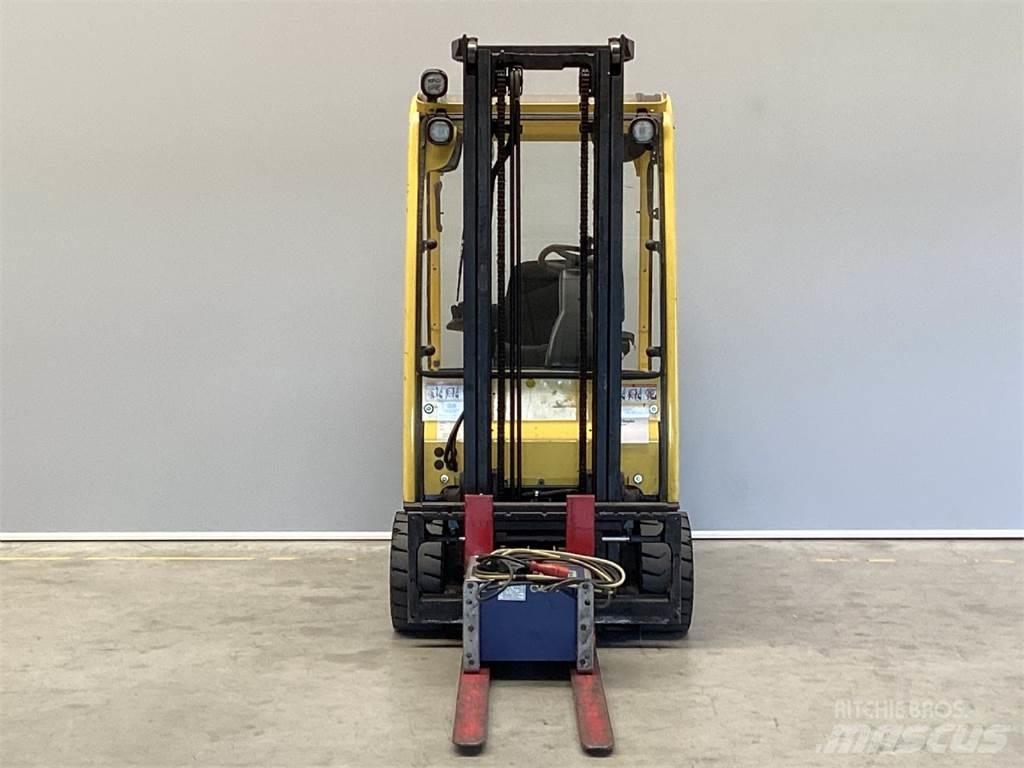 Hyster J2.0XMT Elektromos targoncák