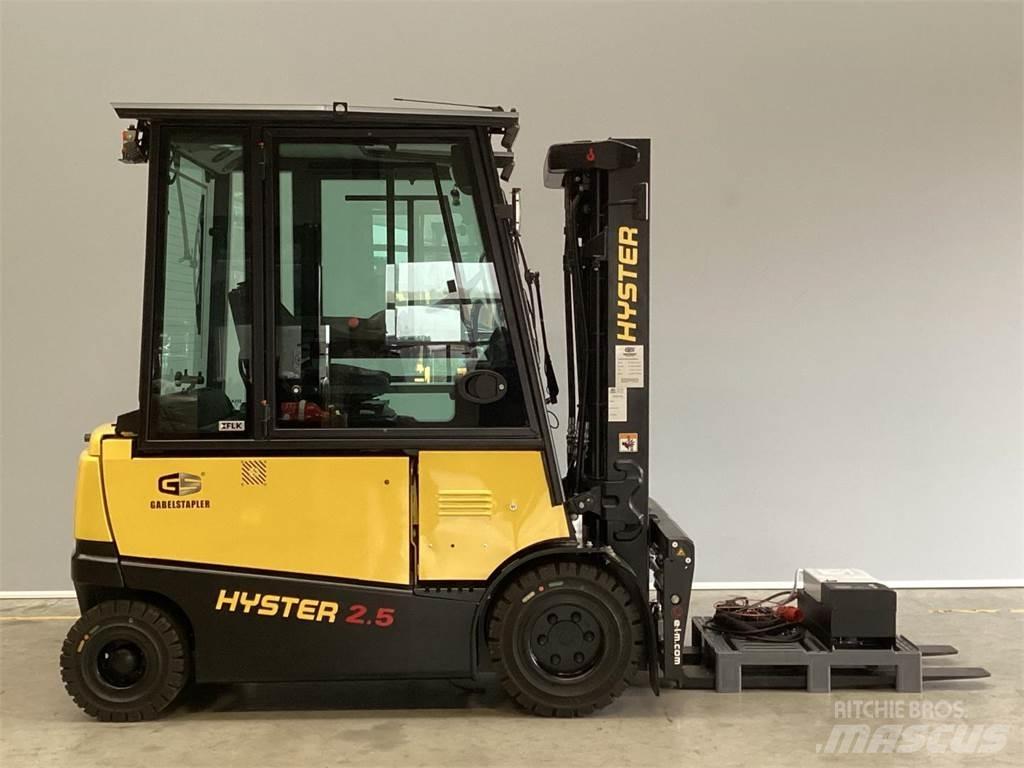 Hyster J2.50XN Elektromos targoncák